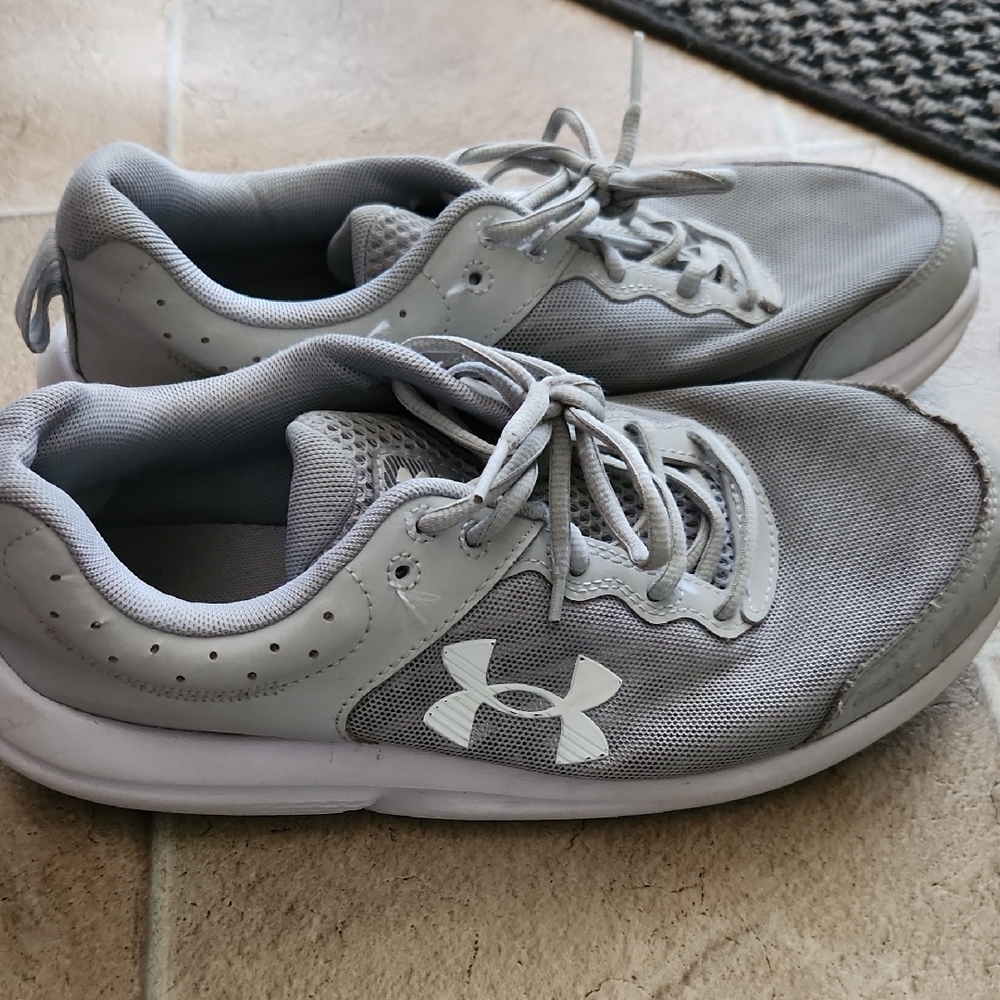 Under Armour Kids' Light Gray Mesh Athletic Sneakers